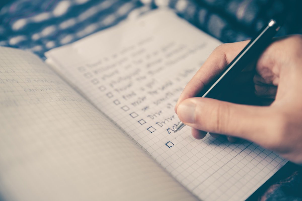 From 0 to 100 Google Reviews: Your Complete 90-Day Action Plan - Featured image for Review Strategy article